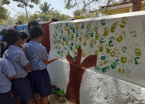 Primary-Wall-Painting-by-Students